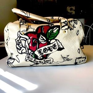 Vintage Steve Madden 90s purse, in perfect Condition, used very lightly.